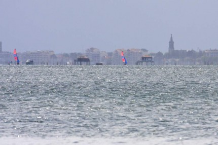 Planches à voile autour des Tchanquées