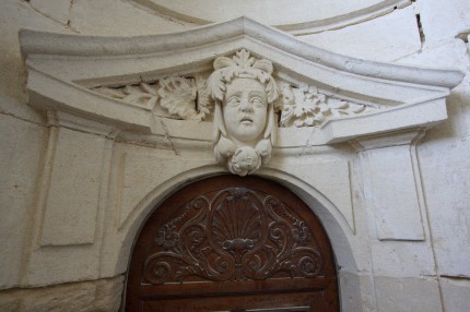 La porte de l’appatement du Roi