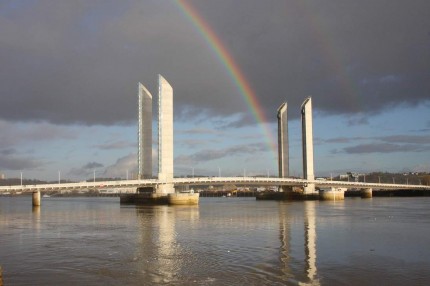 Pont Chaban Delmas